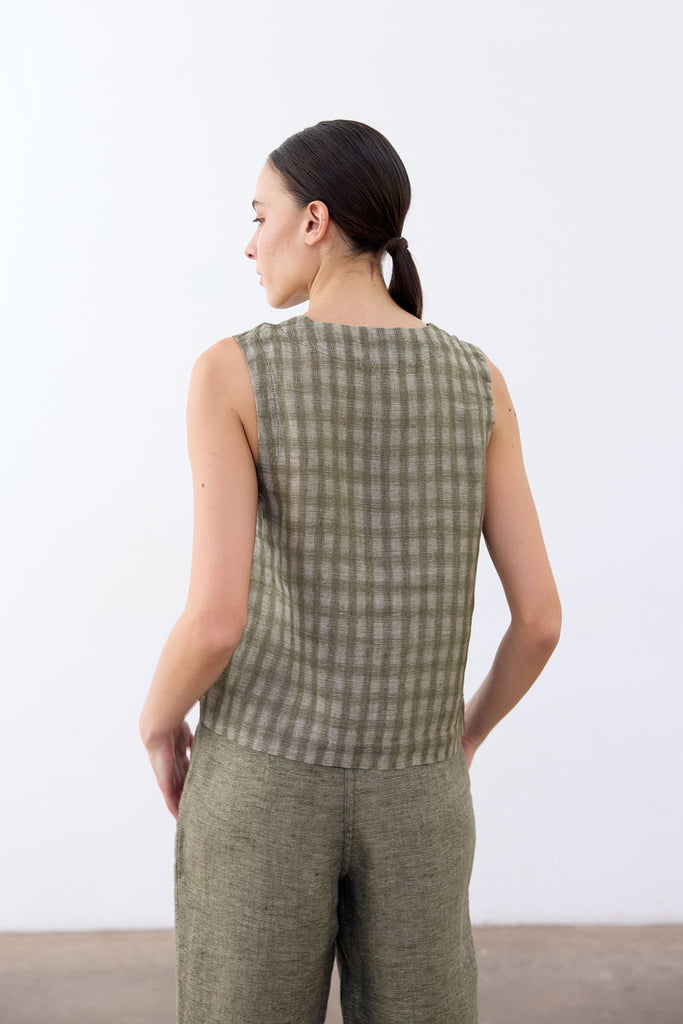 Buttoned Linen Vest Top - Musgo